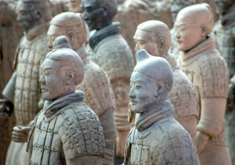 Мобилизованные: «терракотовая армия» из гробницы императора Цинь Шихуанди (III век до н. э.)