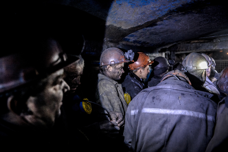 Шахтеры в шахте «Глубокая». Фото: Алексей Куденко / РИА Новости