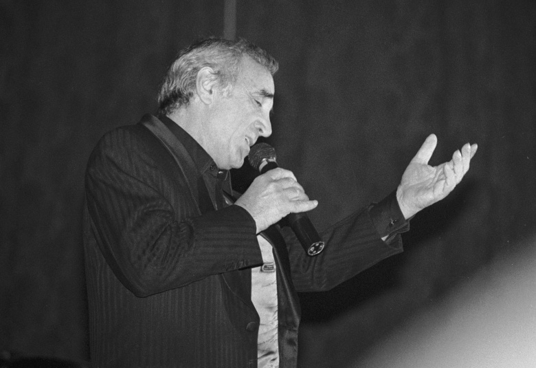 Шарль Азнавур на концерте в Довиле 1 сентября 1988 года