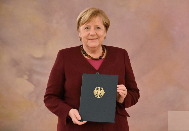 Ангела Меркель получила уведомление о прекращении полномочий канцлера, 26 октября 2021 года.Фото: Bernd Von Jutrczenka / DPA / Global Look Press