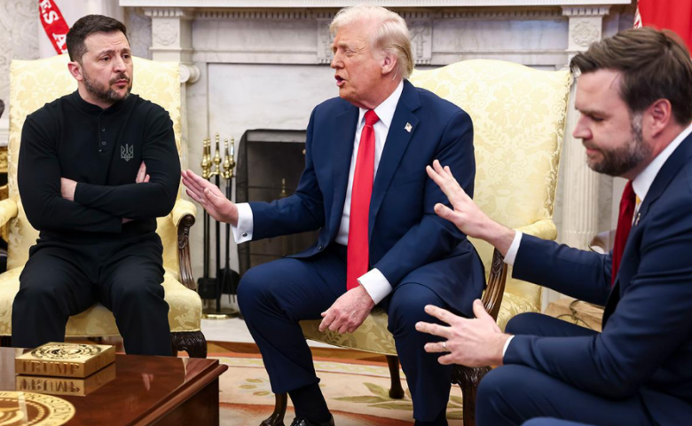 Президент Украины Владимир Зеленский, президент США Дональд Трамп и вице-президент США Джей Ди Вэнс в Овальном кабинете Белого дома. Вашингтон, 28 февраля 2025 года