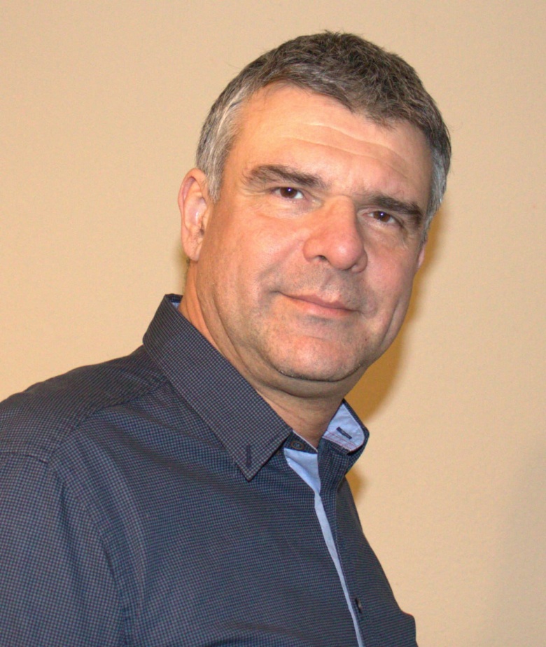 Политолог Дмитрий Стратиевский