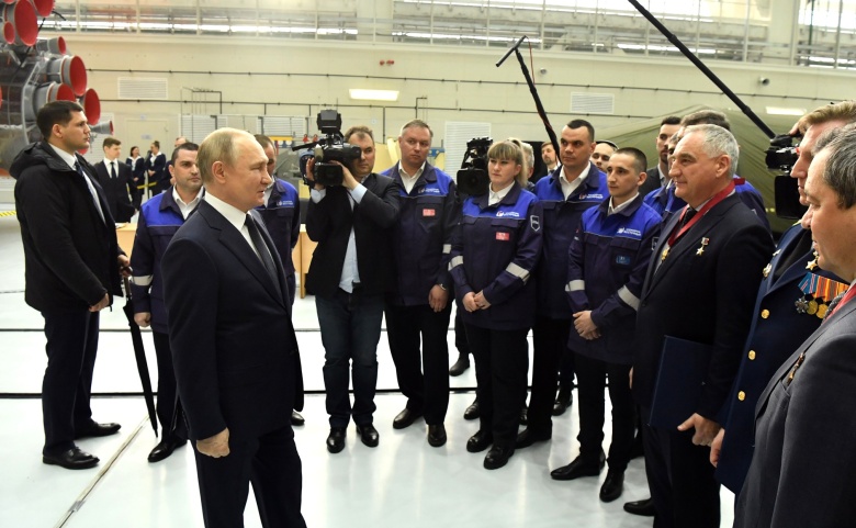 Встреча Владимира Путина с сотрудниками космодрома «Восточный»