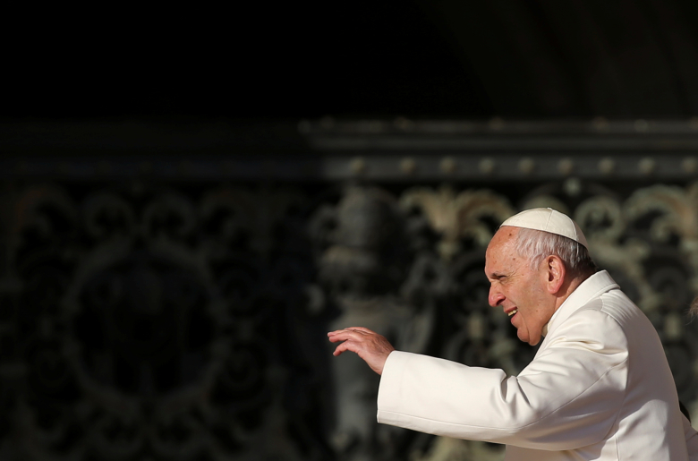 Папа Римский на площади Святого Петра в Ватикане. Фото: Tony Gentile / Reuters
