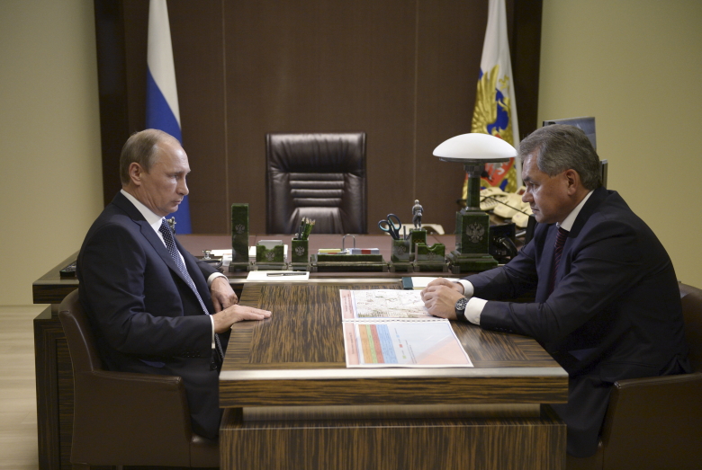 Владимир Путин и Сергей Шойгу