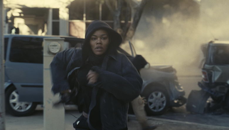 Кадр из фильма «Битва за битвой». Тейяна Тейлор в роли Перфидии