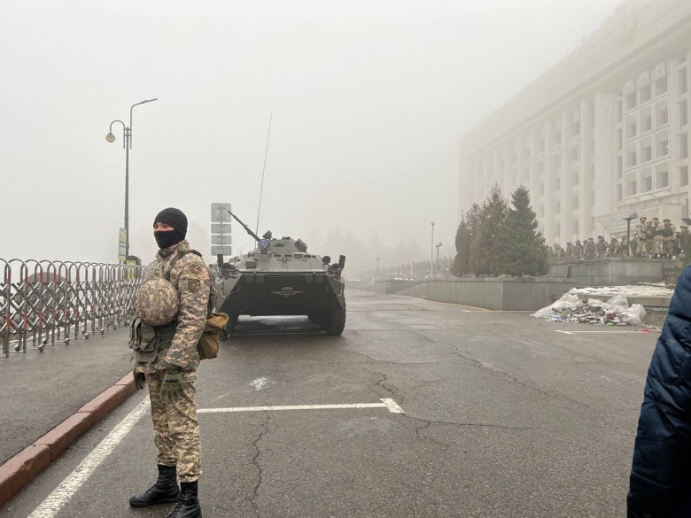 Военные на улице Алматы. 8 января 2022 года. Фото:ORDA.KZ / Xinhua / Global Look Press