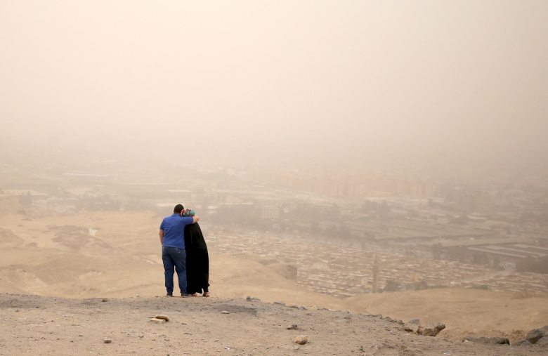 Вид на Каир в день, когда температура достигла 46°C. Фото: Asmaa Waguih / Reuters