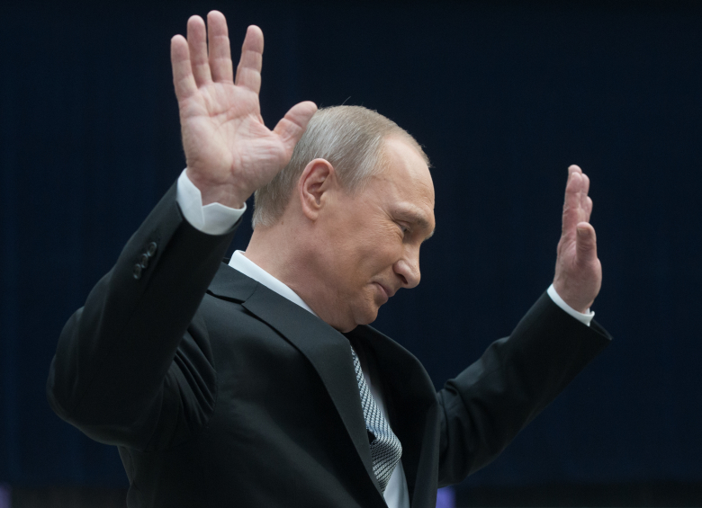 Владимир Путин после окончания эфира «Прямая линия с Владимиром Путиным».