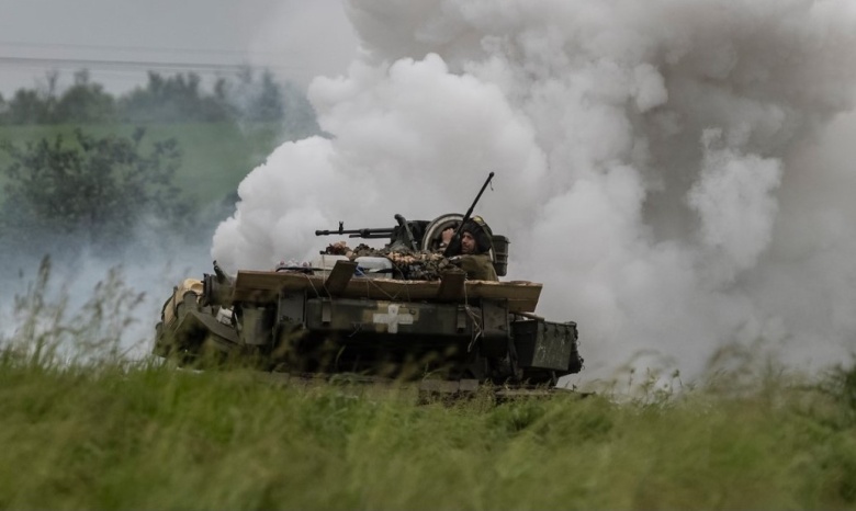 Украинский танк на передовой