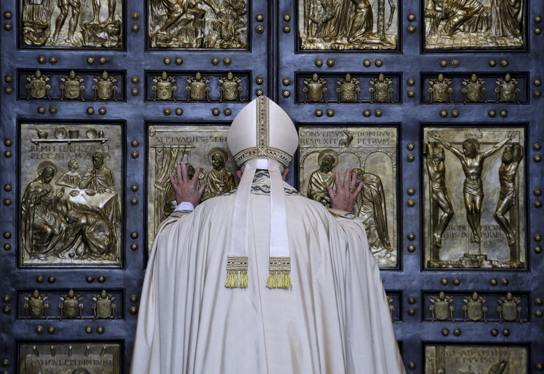 Папа римский Франциск в Ватикане.