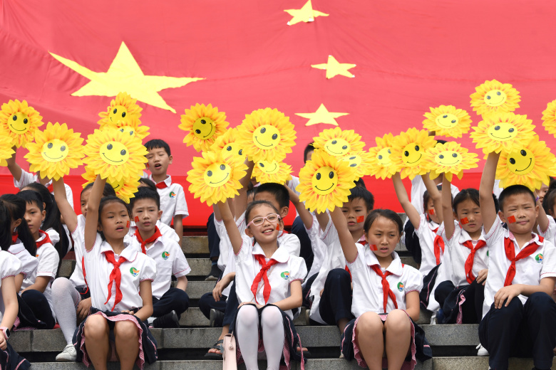 Пионеры города Чунцин, Китай. Фото: Reuters