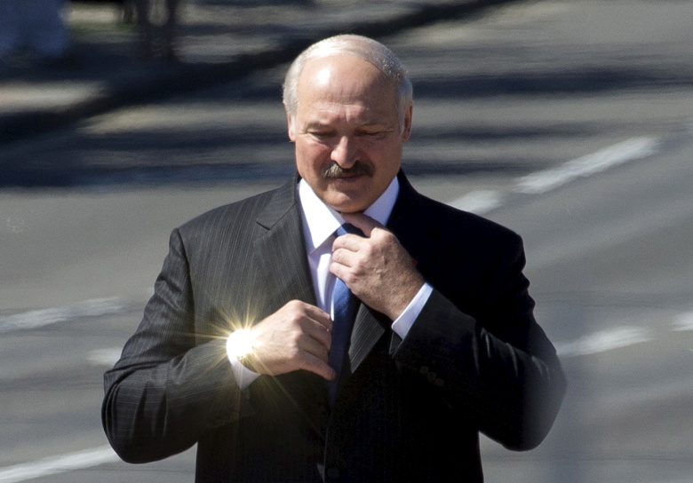Александр Лукашенко на праздновании Дня независимости Республики Беларусь. Минск, 3 июля 2015. Фото: Vasily Fedosenko / Reuters
