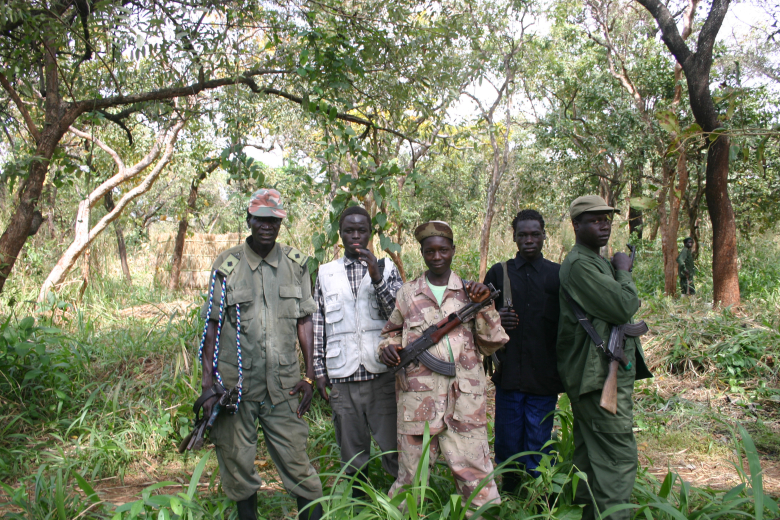 Члены Армии сопротивления Господня во время мирных переговоров с религиозными лидерами Уганды