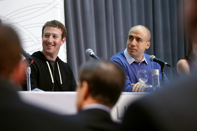 Марк Цукерберг и Юрий Мильнер в Сан-Франциско. Фото: Robert Galbraith / Reuters