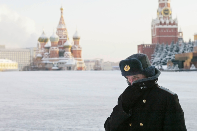 Полицейский патруль на Красной площади.