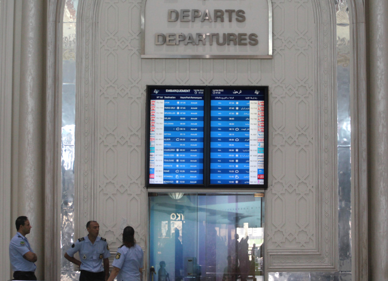 16 июня 2022 года. Забастовка в аэропорту Туниса. Все рейсы  отменены
