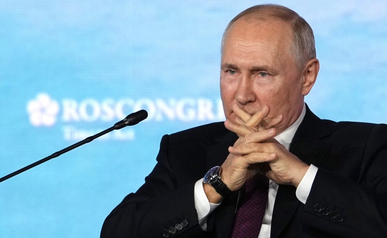 Путин на пленарном заседании Восточного экономического форума