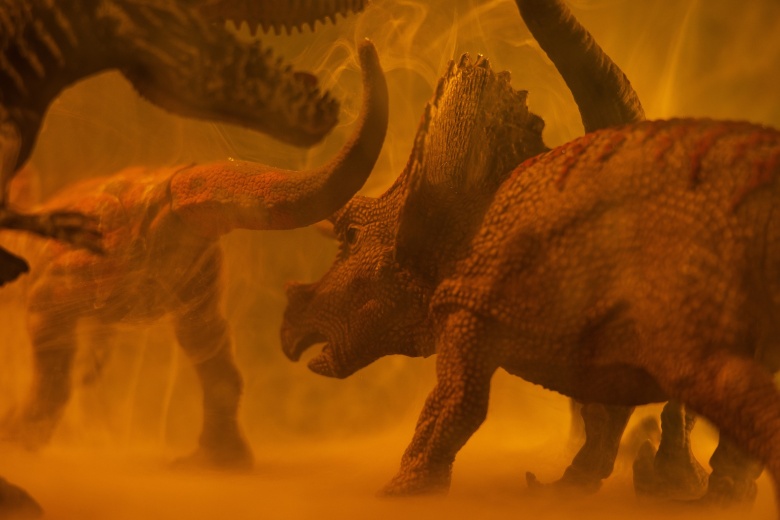 Динозавры в первые минуты после удара метеорита Чиксулуб 66 млн. лет назад