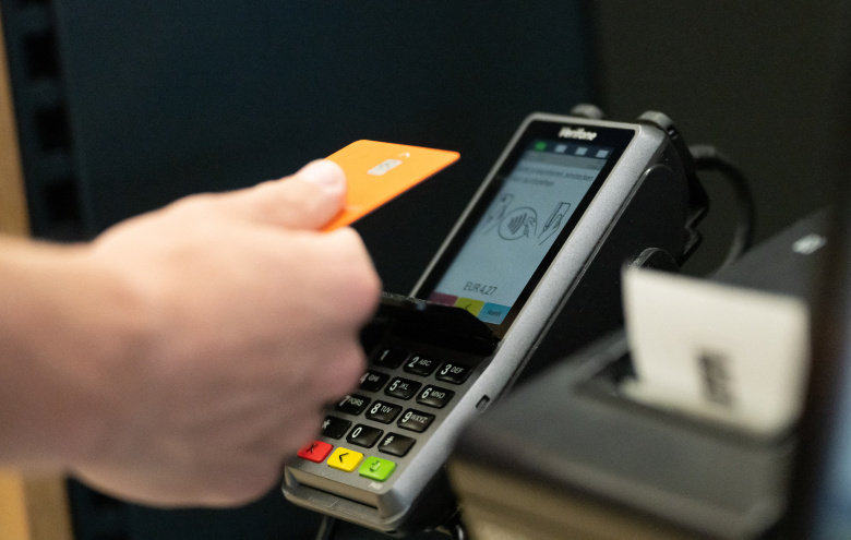 Попытка оплаты покупки банковской картой