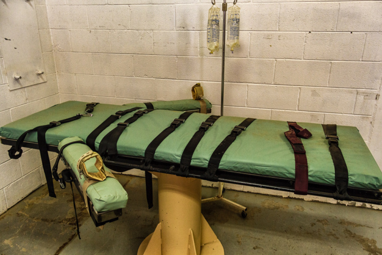 Кушетка для смертельной инъекции в федеральной тюрьме максимально строгого режима в штате Нью-Мексико
