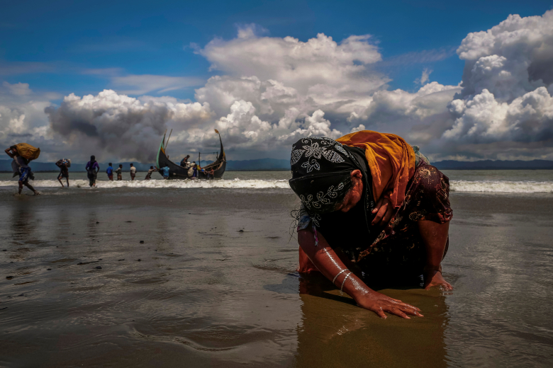 Женщина народа рохинджа бежавшая в Бангладеш из Мьянмы. Фото: Reuters