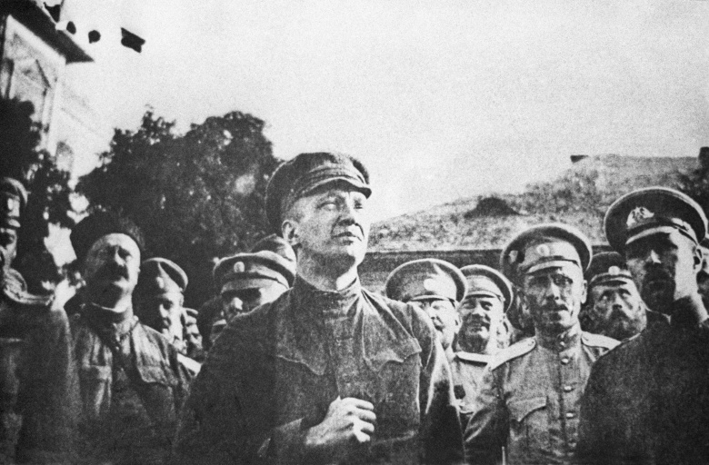 Александр Керенский на митинге, 1917. Фото: Фотохроника ТАСС