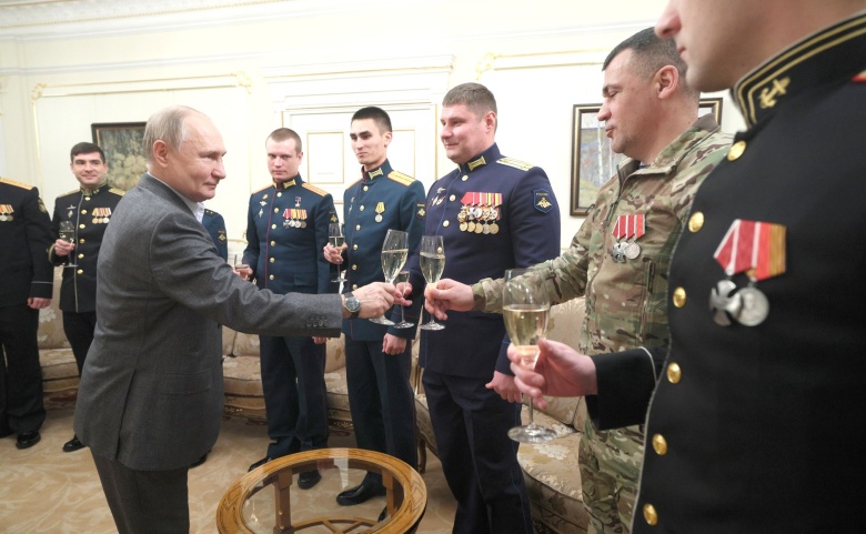 Владимир Путин на встрече с участниками войны в Украине