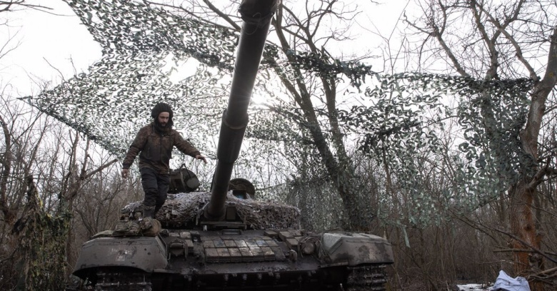 Украинский танк под Угледаром