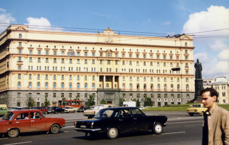 Здание штаб-квартиры КГБ на Лубянской площади, 80-е годы
