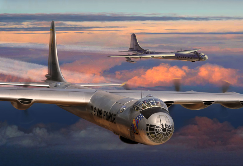 Convair B-36 Peacemaker («Миротворец») — американский стратегический бомбардировщик, состоявший на вооружении в 1949–1957 гг. До появления баллистических ракет был основным средством межконтинентальной доставки ядерного оружия для возможной бомбардировки СССР.