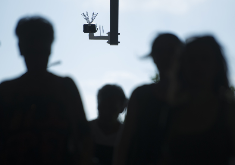 Камера наблюдения, способная распознавать лица, Берлин. Фото: Steffi Loos / Getty Images
