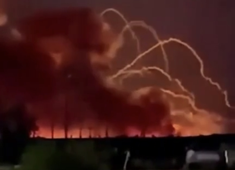 Пожар на складе боеприпасов в Белгородской области