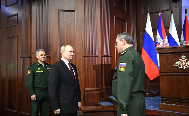 Министр обороны Сергей Шойгу, президент Владимир Путин и начальник Генштаба ВС Валерий Герасимов