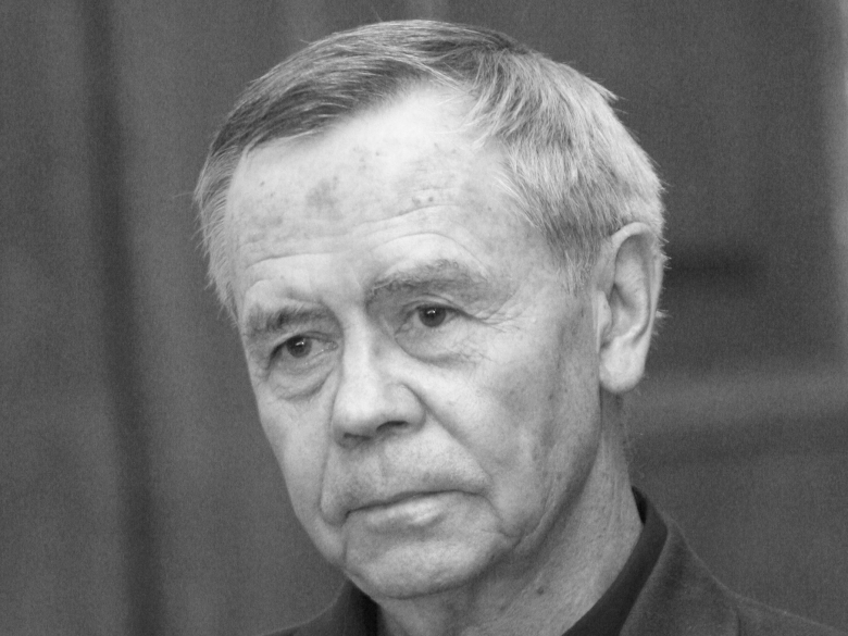 Валентин Распутин