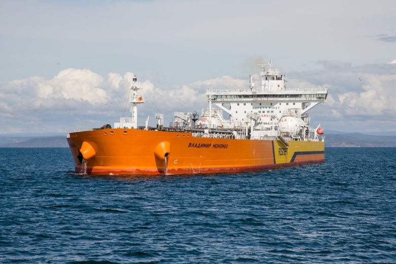 Нефтеналивной танкер "Владимир Мономах". Фото: Роснефть / Global Look Press
