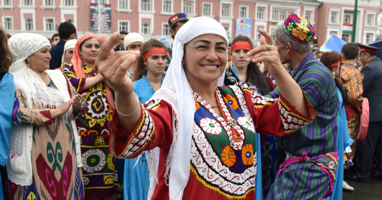 Празднование Навруза на площади имени 800-летия Москвы в Душанбе. Фото: Искандар Аминов / РИА Новости