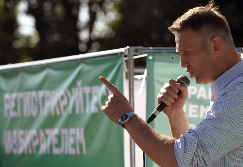 Оппозиционер, председатель Партии прогресса Алексей Навальный на встрече с жителями Новосибирска.