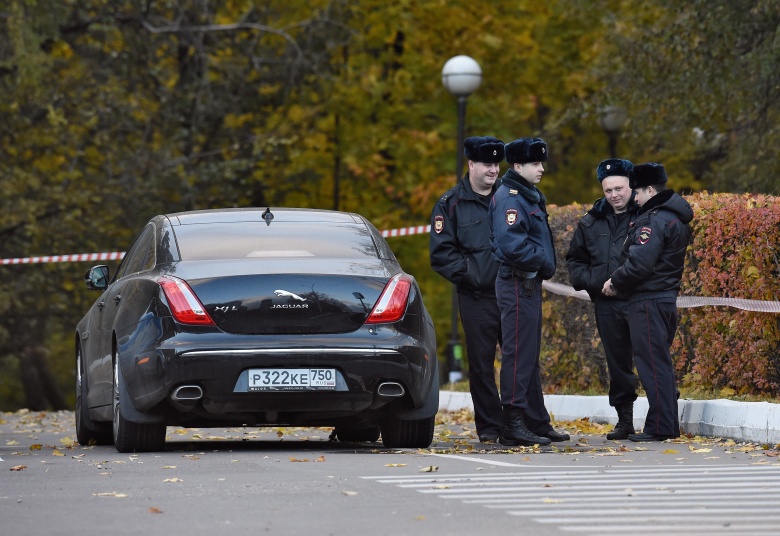 Сотрудники правоохранительных органов в день убийства заместителя главы администрации Красногорска Юрия Караулова.