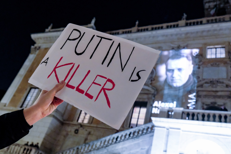 На акции памяти Алексея Навального в Риме, 19 февраля 2024 года