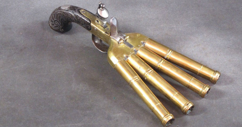 Многоствольный залповый пистолет. Фото: wikipedia.org