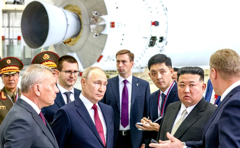Ким Чен Ын и Владимир Путин на встрече на космодроме Восточный. 13 сентября 2023 года