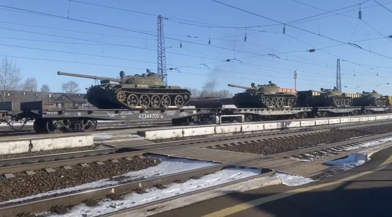 Эшелон с танками Т-54 и Т-55