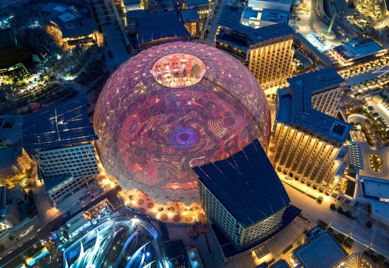 Сердце Expo 2020 – площадь и купол Al Wasl Plaza, а также пять примыкающих зданий