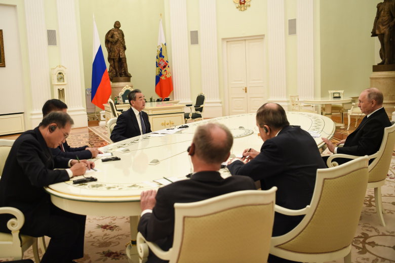 Встреча Владимира Путина с членом Политбюро ЦК КПК, главой Комиссии по иностранным делам ЦК КПК Ван И в Кремле, 22 февраля 2023 года