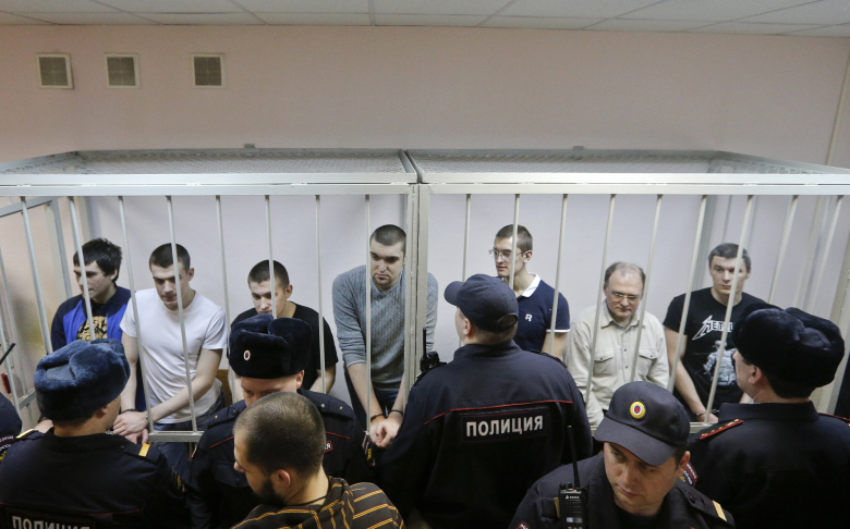 Заключенные по "Болотному" делу. 2014 год. Фото: Maxim Shemetov / Reuters