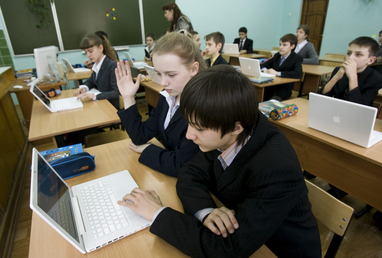 Школа в Калининграде. Фото: Sergei Karpukhin / Reuters