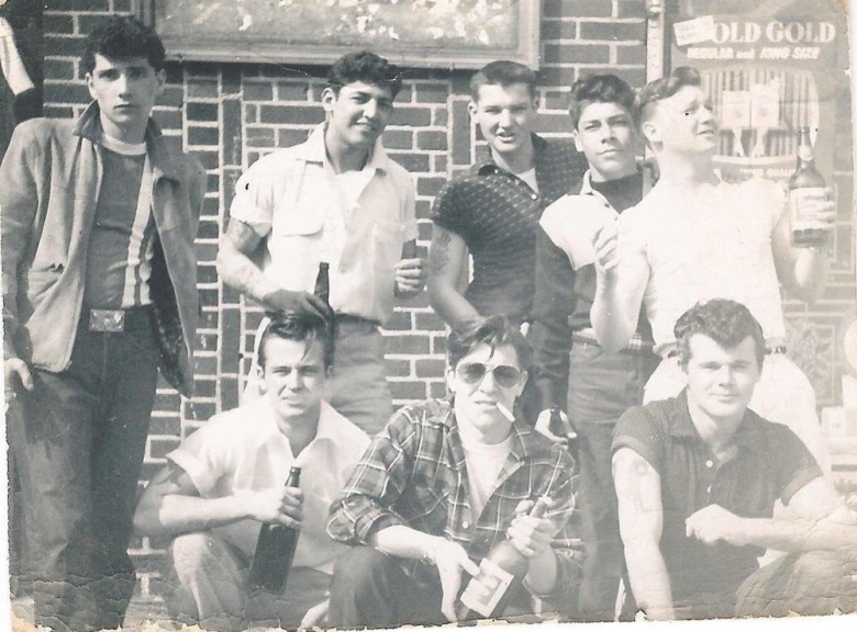Фрэнк Ди Маттео (крайний слева), 1970-е годы.