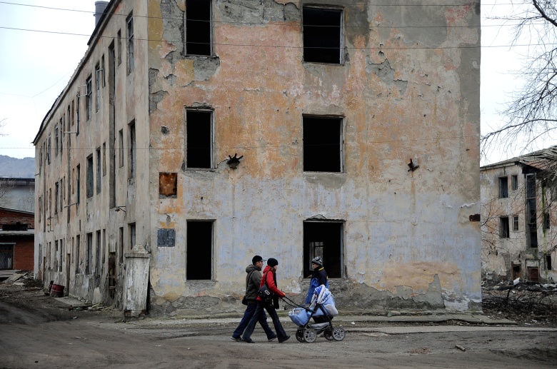Одна из улиц города Карабаш Челябинской области. Фото: Александр Кондратюк / РИА Новости