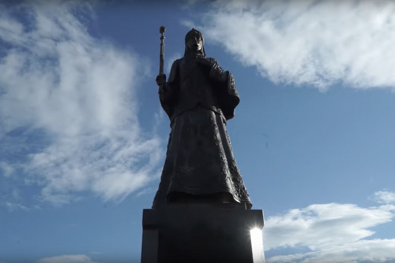 Памятник Сююмбике в Касимове
